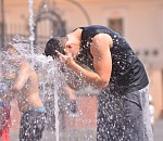 Жара, жара, опять жара: Прохладного понедельника ждать не стоит