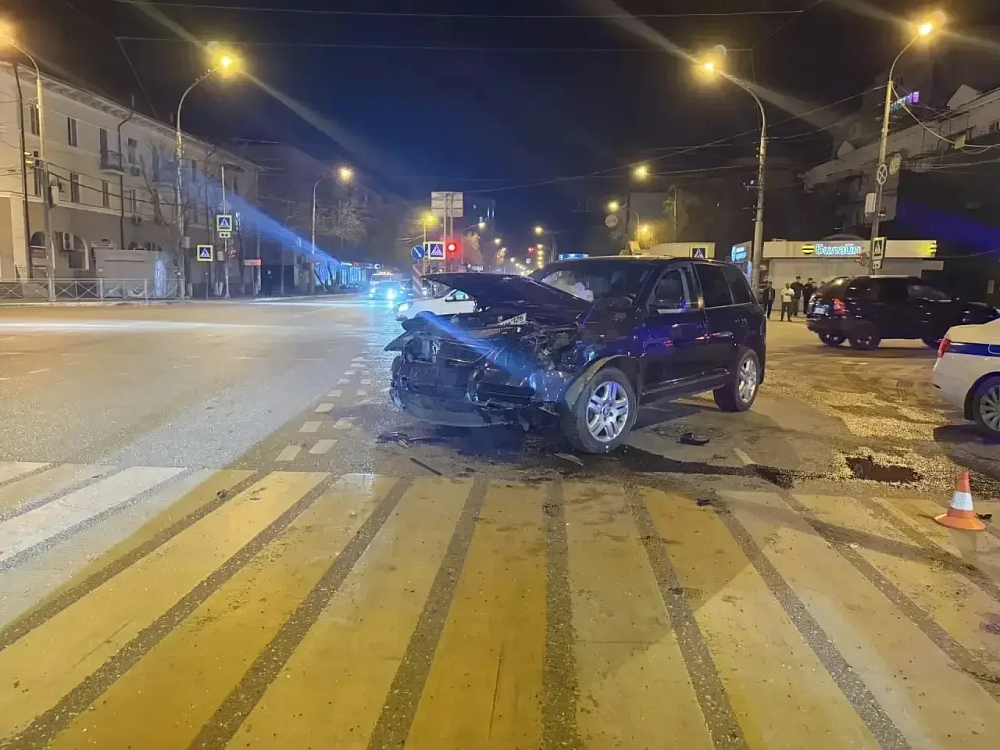 Смертельная авария в Астрахани в Жилгородке: погибла женщина