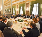 Астраханским судостроителям «досталось» от губернатора