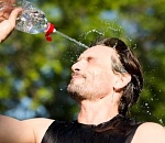 На завтра в Астраханской области опять прогнозируется высокая жара, но с небольшим дождем