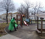 В Астрахани продезинфицировали центральную набережную 