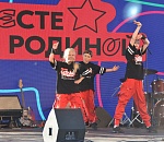 С Днем молодежи астраханцев со сцены поздравят КВНщики и кавер-группа