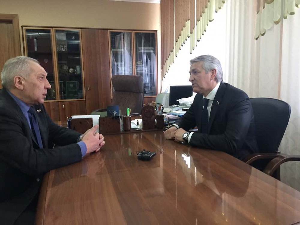 Леонид Огуль: «Пора обеспечить отраслевым вузам равные возможности»