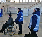 Более 11,3 тыс. маломобильных граждан воспользовались услугами сопровождения на вокзалах ПривЖД в 2023 году