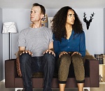 В тесноте, да в обиде: астраханцам не хватает места в собственных квартирах