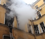 В Астрахани на пожаре пострадала пенсионерка