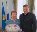 Народный учитель Астрахани Нина Анатольевна Гневина отмечена почетным знаком «За гражданские заслуги» II степени