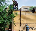 В Астрахани демонтировали несколько десятков торговых ларьков