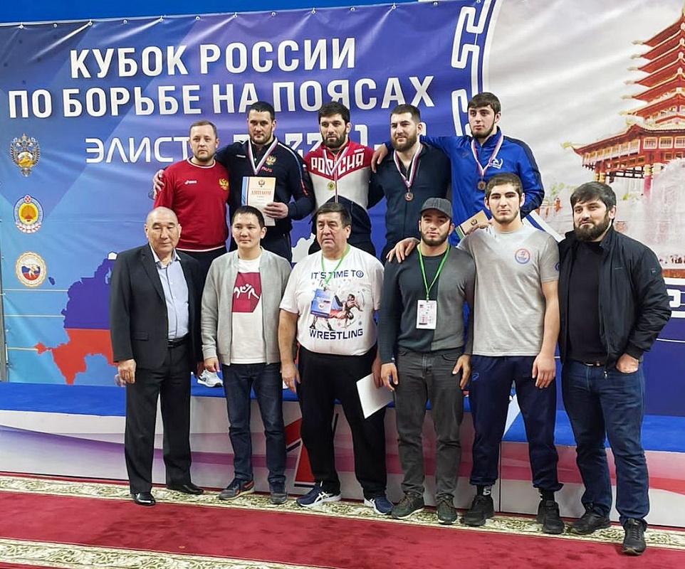 Астраханский борец выиграл Кубок России и будет сражаться на Кубке мира