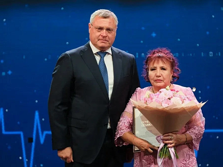 Заслуги астраханских медиков закрепили губернаторскими медалями