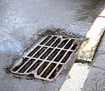 Лучше по три за полмиллиарда: с октября в Астрахани начнут поэтапно делать «ливневку»