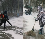 130 коммунальщиков вышли на борьбу с последствиями снегопада в Астрахани