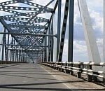 В Астрахани на ночь ограничат движение по Старому мосту