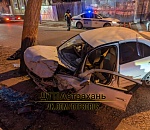 Астраханец на иномарке протаранил забор, погиб молодой парень