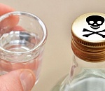 Мужчина, продававший астраханцам опасный алкоголь, пошел под суд