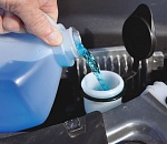 В Астрахани обнаружили смертельно опасные стеклоомыватели