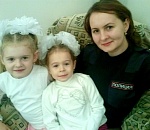 Астраханские полицейские нащелкали "селфи" ко Дню Матери