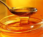 Чтобы казахам жизнь медом не казалась, его не выпустили из Астрахани