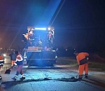 Городские власти Астрахани продолжают приводить в порядок подъездные пути к социальным объектам 