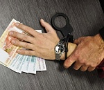 В Астрахани инспектора труда будут судить за многократные взятки