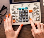 В Астрахани фармацевта развели более чем на два миллиона