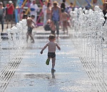 Июль в Астрахани будет жаркий, но грозный 