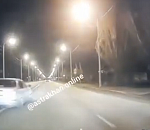 Мгновенная карма: в сети обсуждают видео с камикадзе на легковушке в Астрахани
