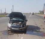 В лобовом столкновении на астраханской трассе пострадали три человека