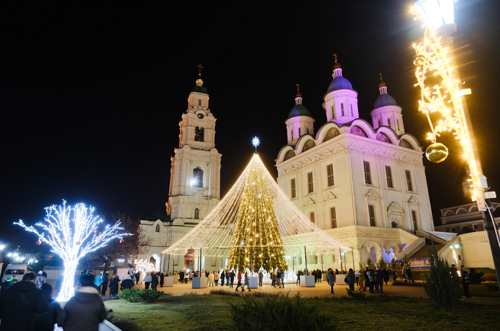 Стало известно, когда в Астраханском кремле откроется каток
