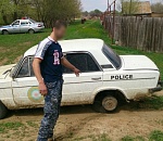 Под Астраханью трехлетние дети угодили под неисправную машину отца