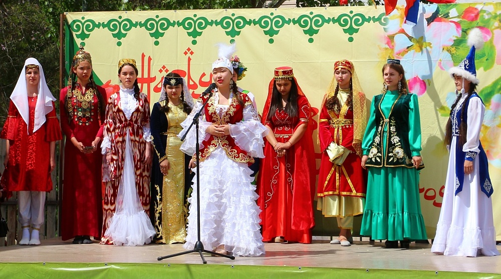 Астраханки поборются за звание «Навруз бике»