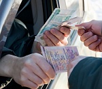 Астраханские инспекторы ДПС уволены со службы после взятки от пьяного водителя