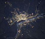Фото дня: ночная Астрахань из космоса