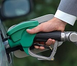 Астраханский инспектор ГИБДД похитил 16 000 литров бензина