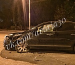 Серьезная авария: в Астрахани две иномарки не поделили дорогу