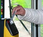 Астраханцы смогут оплачивать проезд в автобусе с помощью электронной карты