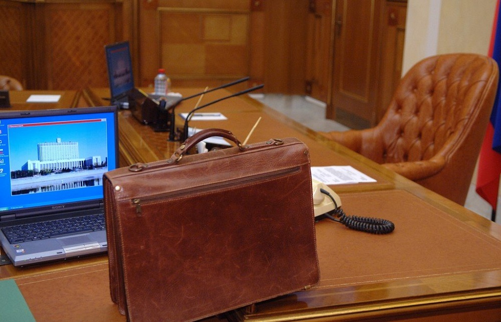 Александру Жилкину насчитали плохой менеджмент и растущий конфликт