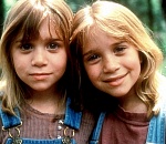 За месяц в Астрахани родились девять двойняшек