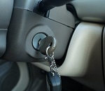 Астраханца, угнавшего дорогое авто, настигла мгновенная карма