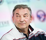 В Астраханской области Третьяк откроет хоккейное поле