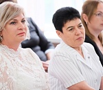 Подвели итоги и расставили приоритеты: августовская конференция в Камызякском районе собрала десятки педагогов