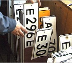 Жители Тюменской и Ростовской областей воровали у астраханцев автомобильные номера