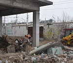 Администрация Астрахани пытается справиться со свалкой на Селенских Исадах