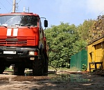 В астраханской пятиэтажке вспыхнул балкон