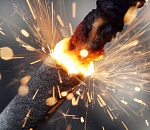 В центре Астрахани продавали паленую пиротехнику