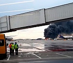 Истерика, паника и страх. Душераздирающие кадры в салоне горящего самолета в Шереметьево