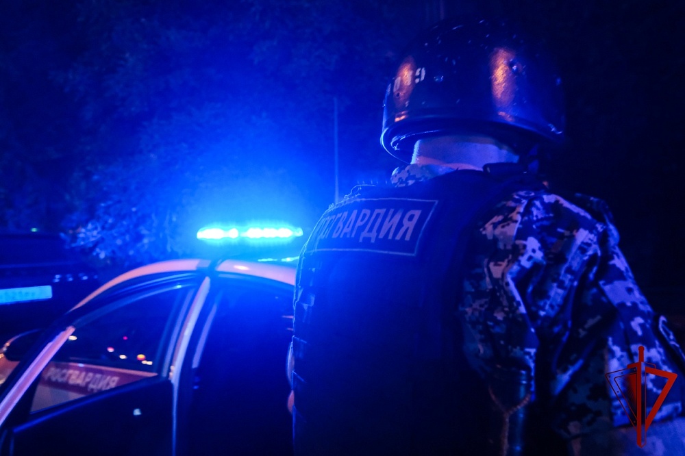 Астраханские росгвардейцы пришли на помощь потерявшей память пенсионерке