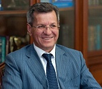 Экс-губернатору Астраханской области Александру Жилкину — 60 лет