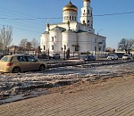 Наледь на улице Бабаевского мешает жить крупному астраханскому микрорайону