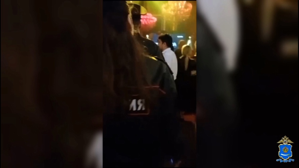 Дискотеки в «барном квартале» Астрахани закончились задержанием 27 человек